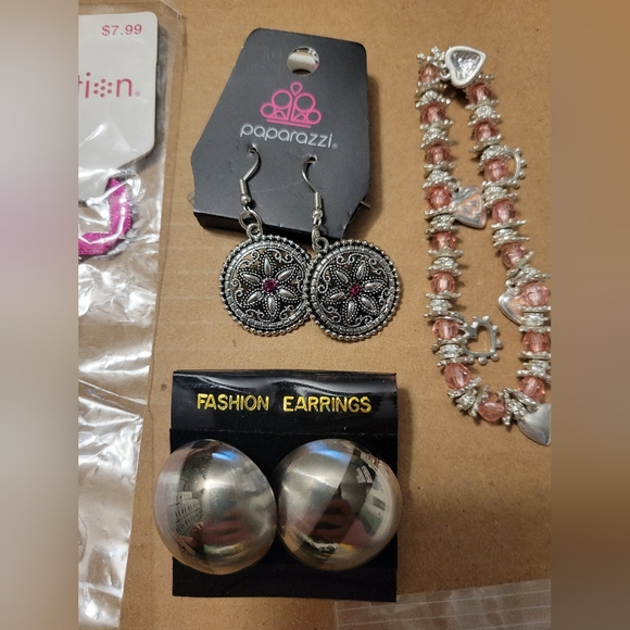 Jewelry Lot Costume Accessory Fashion Bracelets Necklace Earrings - Picture 5 of 8